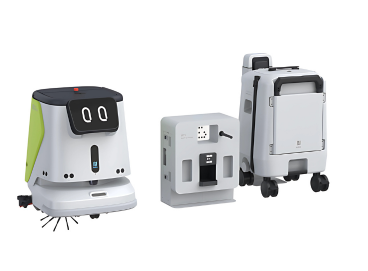 Pudu CC1 demonstrating automatic water refill technology